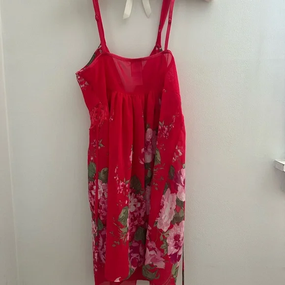 Floral Slip - Picture 5 of 6